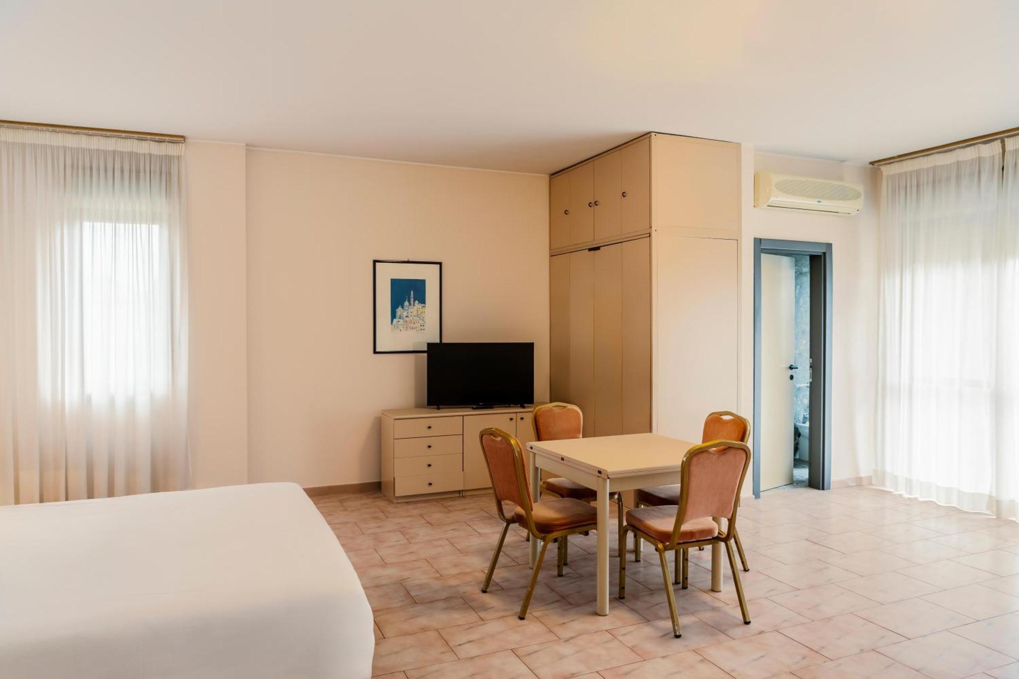 B&B Hotel Bari Rondo Luaran gambar