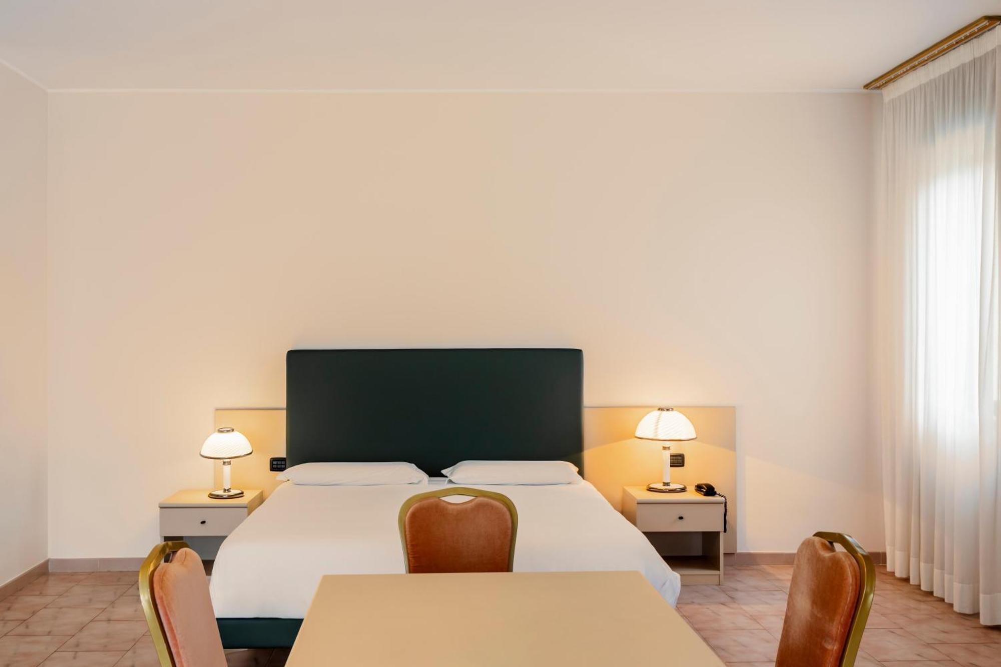 B&B Hotel Bari Rondo Luaran gambar